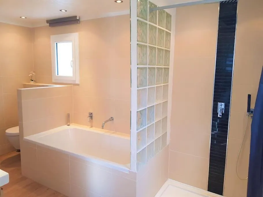 Superbe Appartement Dans Villa Provencale Piscine Et Jardin Frejus Apartment