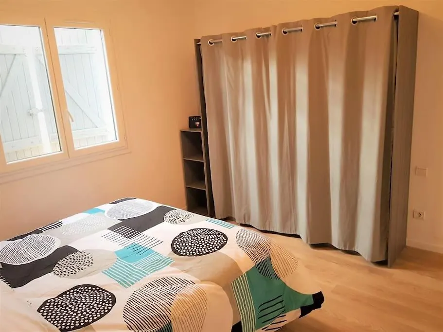 Apartment Superbe Appartement Dans Villa Provencale Piscine Et Jardin Frejus