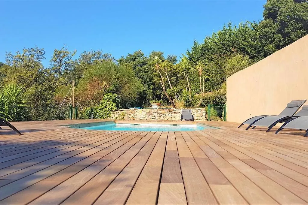 Apartment Superbe Appartement Dans Villa Provencale Piscine Et Jardin Frejus