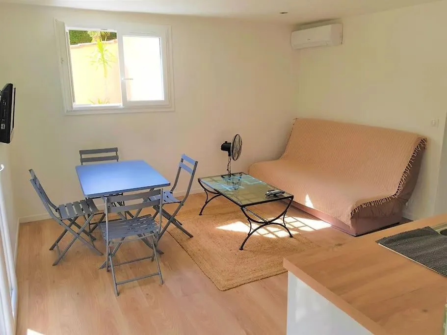Apartment Superbe Appartement Dans Villa Provencale Piscine Et Jardin Frejus France