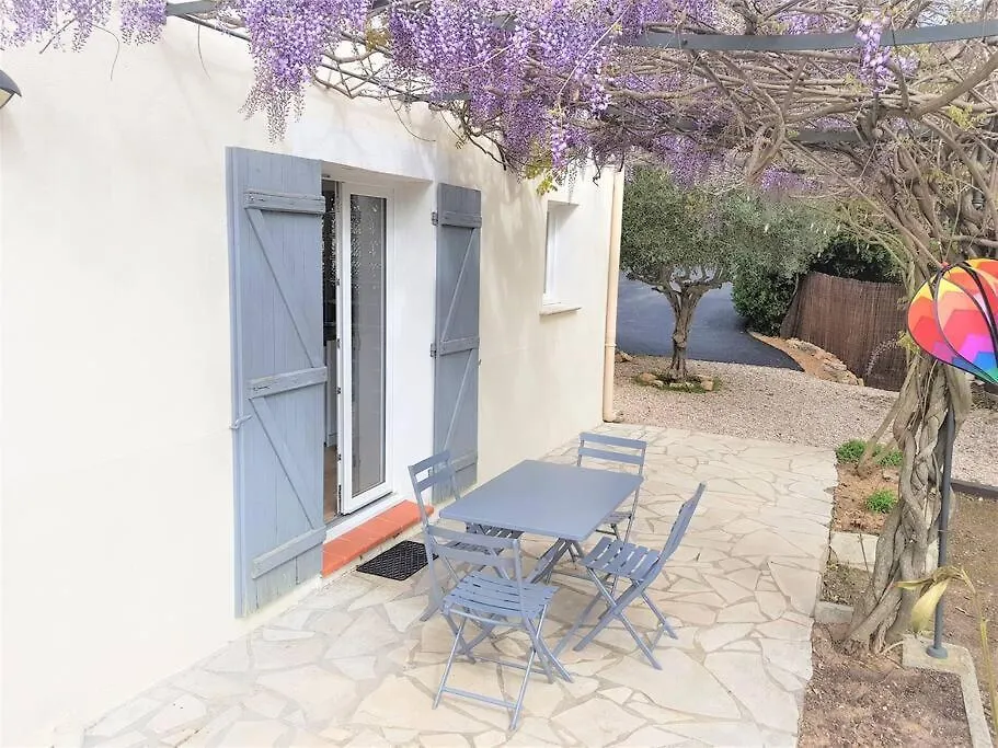 Superbe Appartement Dans Villa Provencale Piscine Et Jardin Frejus